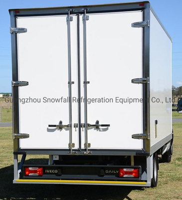 Plastik Honeycomb Dry Truck Box Cargo Truck Body dengan Desain Ban Radial