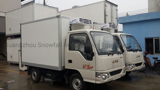 Voll geschlossene Struktur FRP-Panel isolierte Lkw-Box für Diesel-Lkw